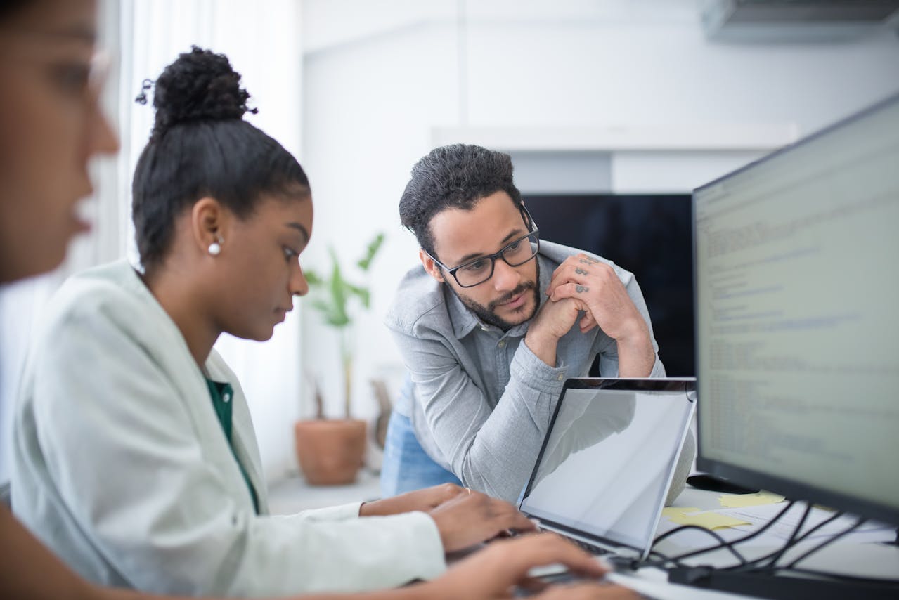 The Benefits of Implementing a Mentorship Program for Employees